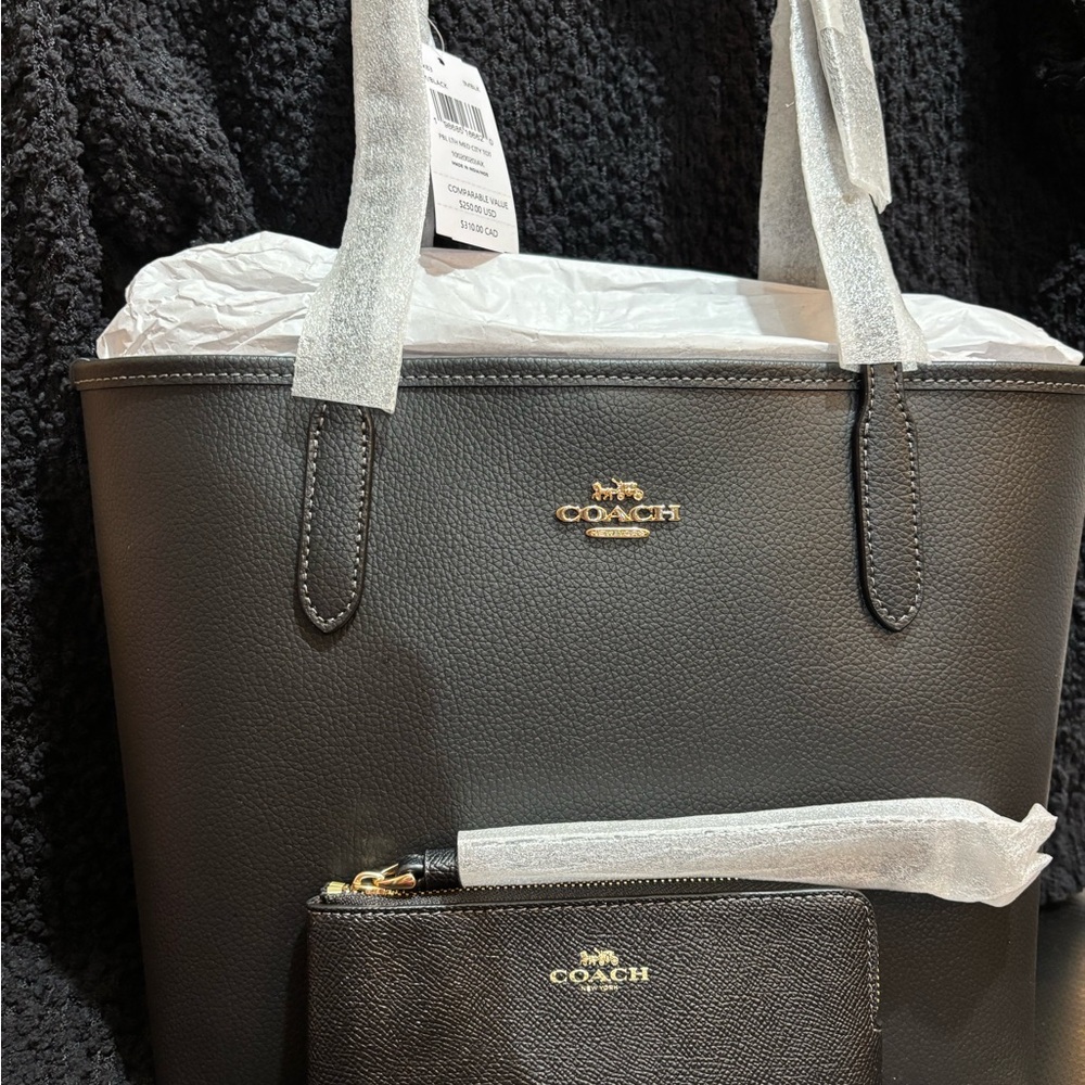 Coach Black Pebble Leather Tote with Matching Wristlet